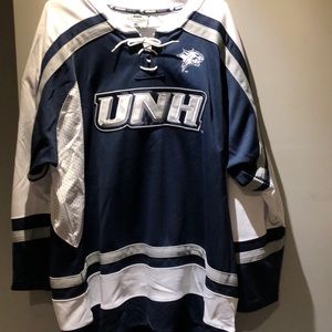 Colosseum Athletics UNH Wildcats Hockey Jersey